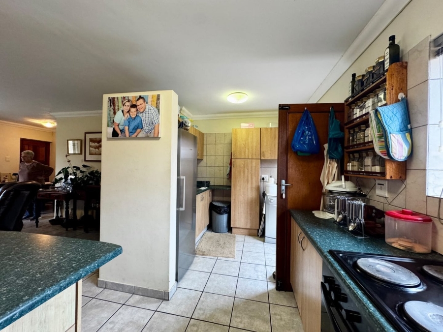 3 Bedroom Property for Sale in Heiderand Western Cape